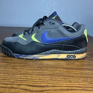Vintage Nike ACG WILDWOOD men’s size 9.5